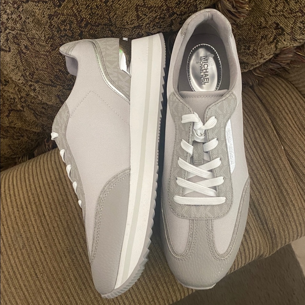 New Michael Kors Sneakers - size 11